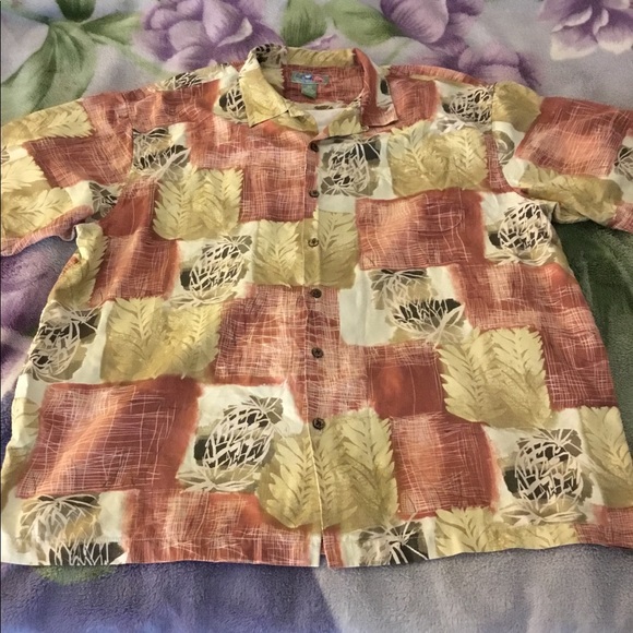 Beautiful silk shirt from Hawaii! - Picture 1 of 10